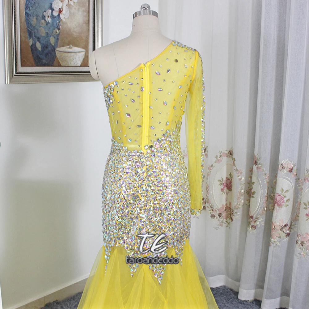 Платье на одно плечо с длинными рукавами, шикарные стразы, кристаллы, бисероплетение, просвечивающее, Русалка, желтые блестящие вечерние платья