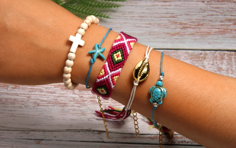 MOON GIRL 5 Pieces Puka Shell Bracelet Set Turtle Starfish Cross Beads Boho Weave Bracelet for Women Friendship Jewelry Dropship