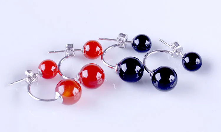 2333149751_248682925