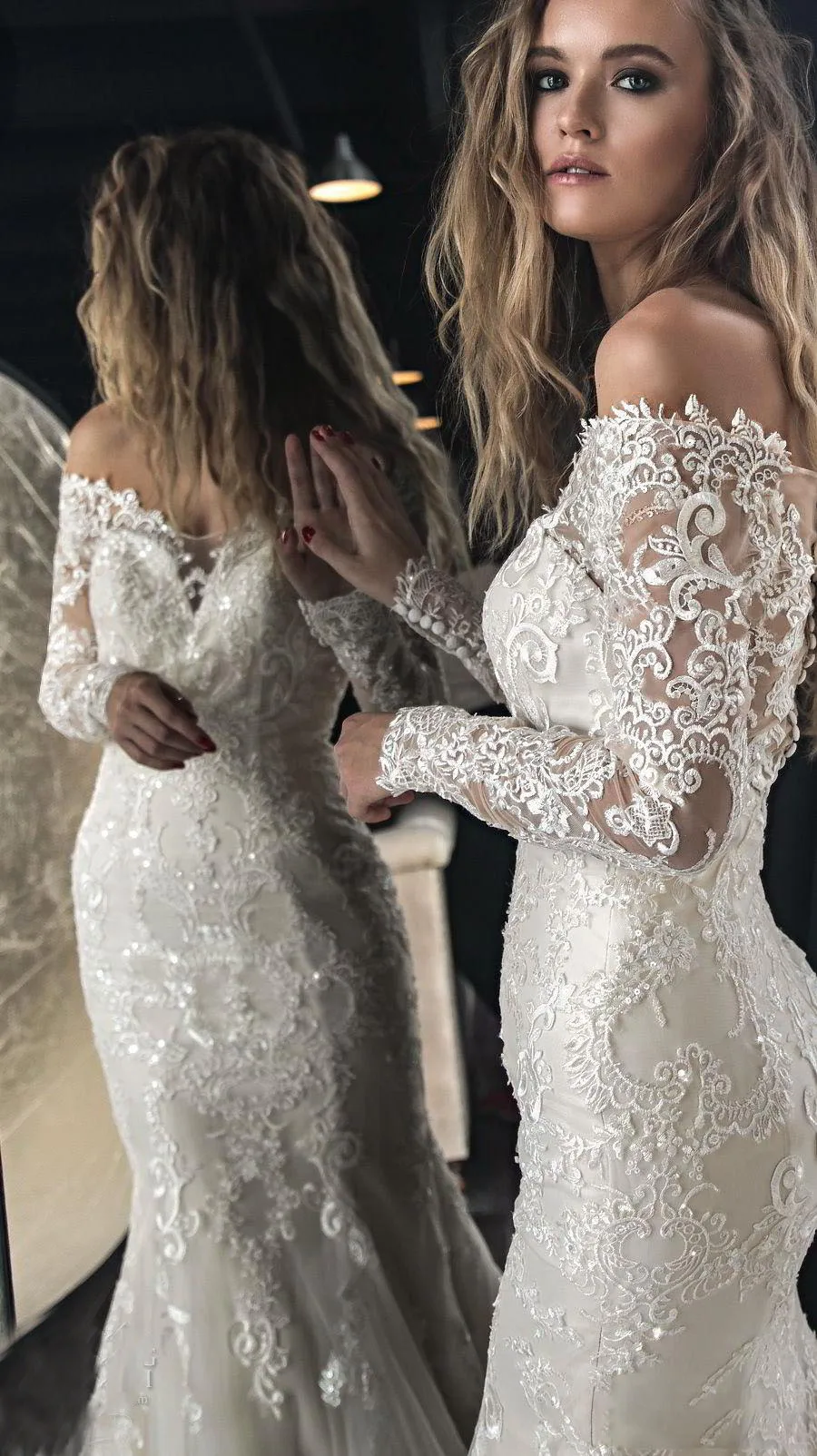 2018-gorgeous-designer-mermaid-wedding-dresses-with-detachable-train-arabic-dubaioff-the-shoulder-long-sleeves-lace-wedding-bridal-gowns
