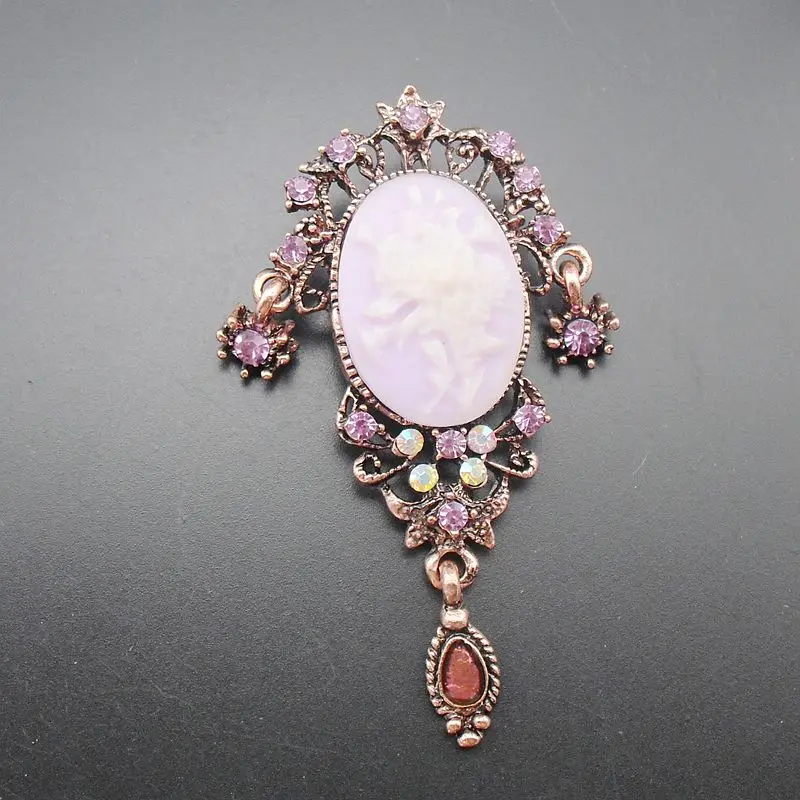 

Vintage Retro Light Purple Resin Flower in Centre Crystal Drop Wedding Jewelry Brooch Pin Charm, Item No.: BH7068