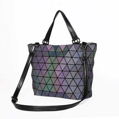 

2019 New Night Glow Effect Rhombic Grained Handbag Female Stereotyped Single Shoulder Bag