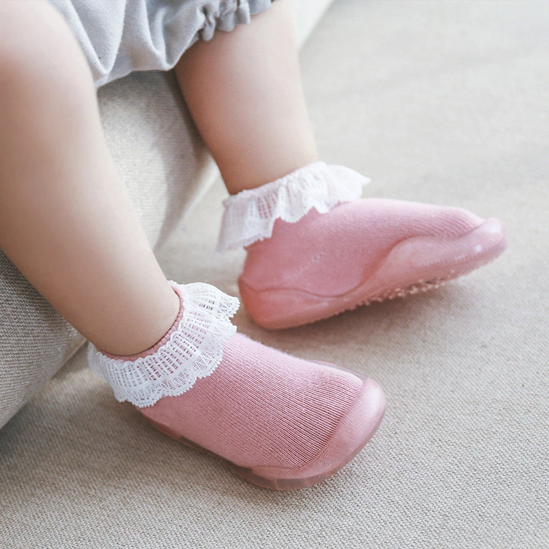 Chaussettes Pour Bebe Avec Semelles En Caoutchouc Chaussures En Dentelle Antiderapantes En Cuir Pantoufles Pour Enfants Aliexpress Chaussettes Pour Bebe Avec Semelles En Caoutchouc Chaussures En Dentelle Antiderapantes En Cuir Pantoufles Pour Enfants Aliexpress