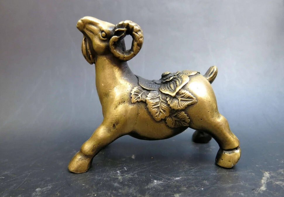 

China Brass Copper lovely Carved Flower Sheep Goat Statue Sculpture
