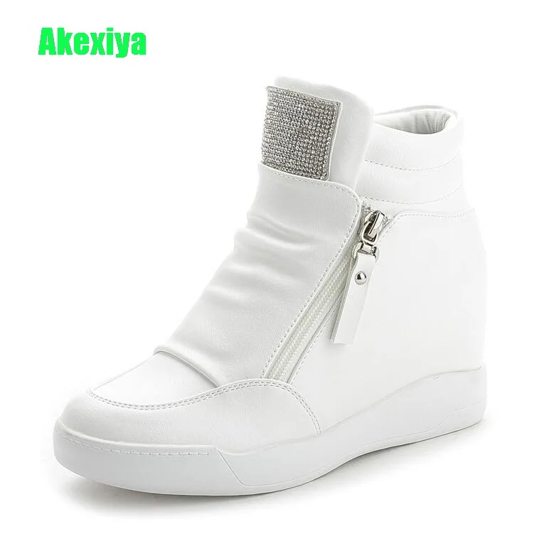 Akexiya/Новые модные белые кроссовки на танкетке со стразами женская обувь