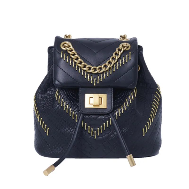 

2019 Fashion Women Serpentine Pocket Backpacks Rucksack Bags Travel Shoulder Bag Black Beige Cow Leather Embroidery Chains Bag