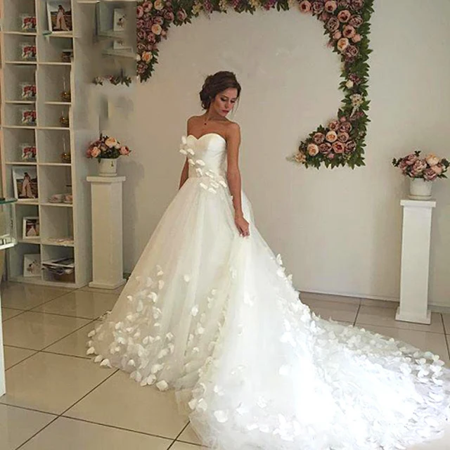 ultra romántica flor blanca vestido de novia tren largo floral de