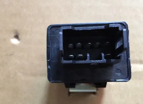

RELAY CONTROL UNIT DOOR FOR Mitsubish PAJERO / MONTERO 82-03 SPACE GEAR / L400 VAN 94-05 SPACE RUNNER 91-99 SPACE WAGON 91-00