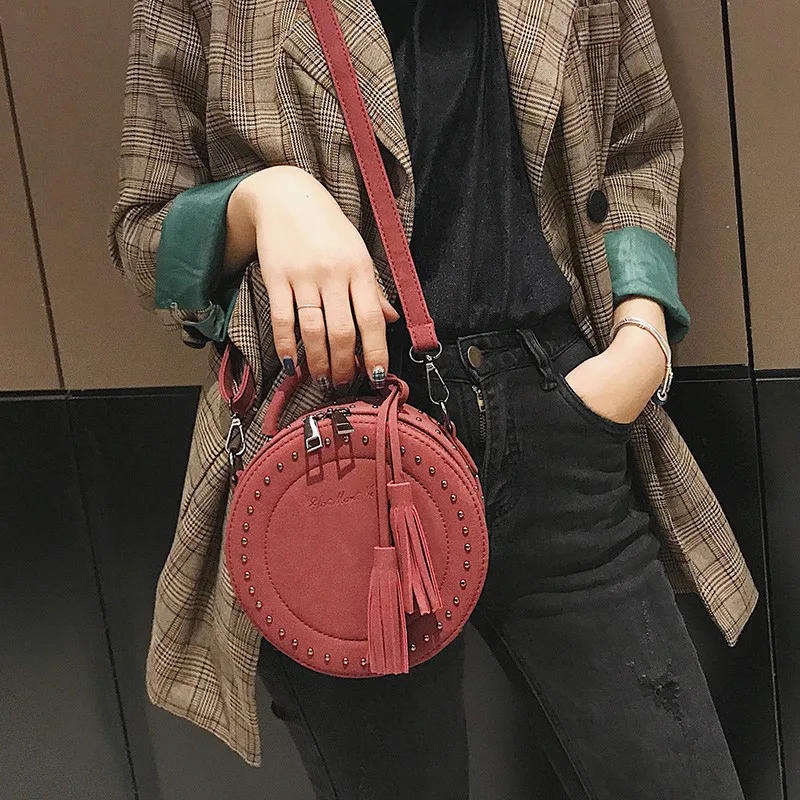 Vintage Scrub Leather Crossbody Shoulder Bag for Women Round Fashion Tassel Messenger Bag Female Casual Tote Bags Hot Sale Sac Vintage Scrub Leather Crossbody Shoulder Bag for Women Round Fashion Tassel Messenger Bag Female Casual Tote Bags Hot Sale Sac