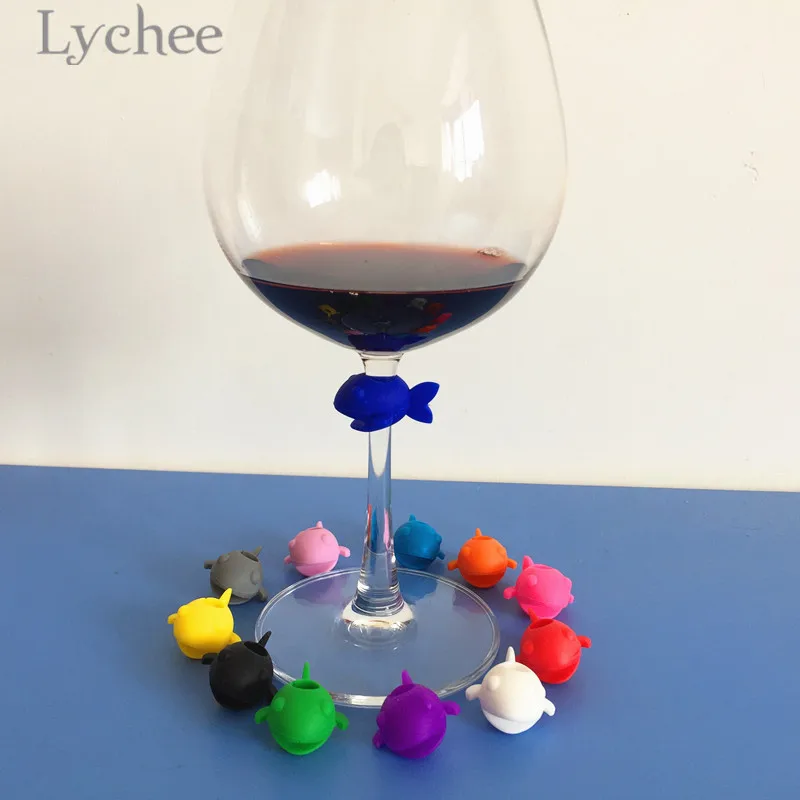 

Lychee Lovely Silicone Guppy Fish Emoji Flower Glass Markers Wine Glass Marker Party Decoration
