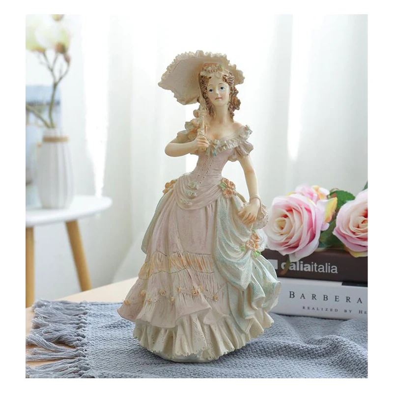 Billige Europa Viktorianischen Mädchen Statue Mode Charakter Schönheit Figuren Harz Handwerk Hochzeit Geschenk Kreative Hause Dekoration Ornament Kunst