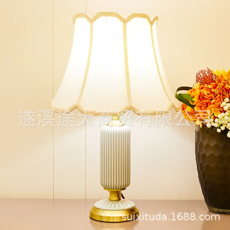 

American Simple Ceramic Lamp Ceramic Pure Copper Desk Lamp European Study Chinese Lamp Warm Romantic Lamp for Living Room