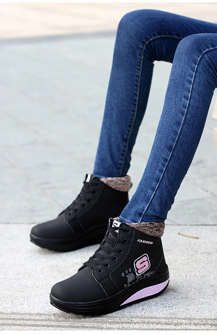 4888532158_488470614