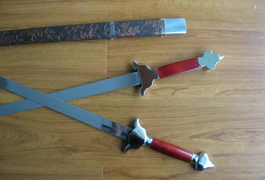 Wushu двойной мечи тай-чи двойной прямые мечи Лебедь Цзянь