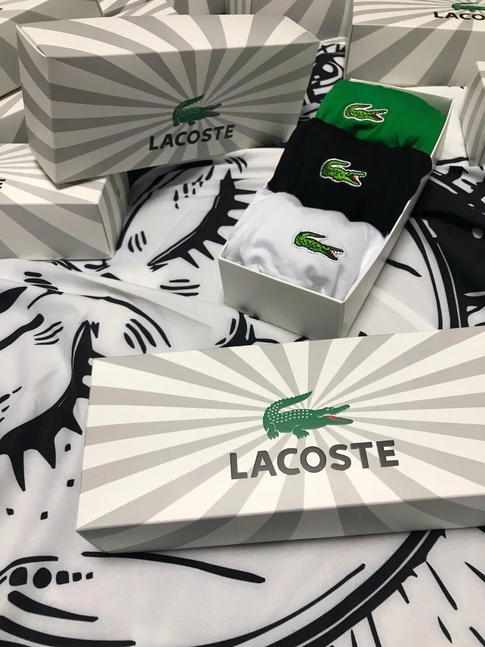 

2019 LACOSTE Cotton Stretch Full Underwear Soft And Delicate Close To Men's Four-Pointed Boxer Men's Short(3 per box,Size:M-XXL)
