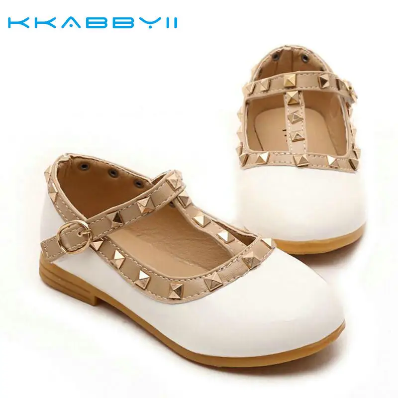 

KKABBYII Spring Summer PU Leather Princess Shoes Female Child Sandals Cutout Child Single Shoes Breathable Rivet shoes