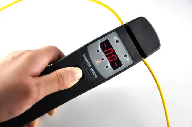 

Three-year Warranty AFI400 High Performance Live Fiber Identifier 800-1700nm Optical Fiber Identifier