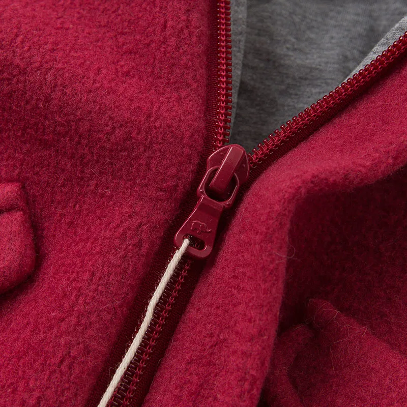 DB5975_0052_6Y3A4782