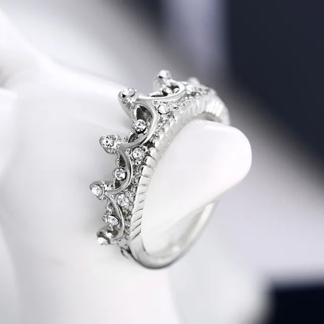 Fashion Crystal Drill Hollow Crown Shaped Queen Temperament Rings Fashion Crystal Drill Hollow Crown Shaped Queen Temperament Rings For Women Party Wedding Ring Cx17