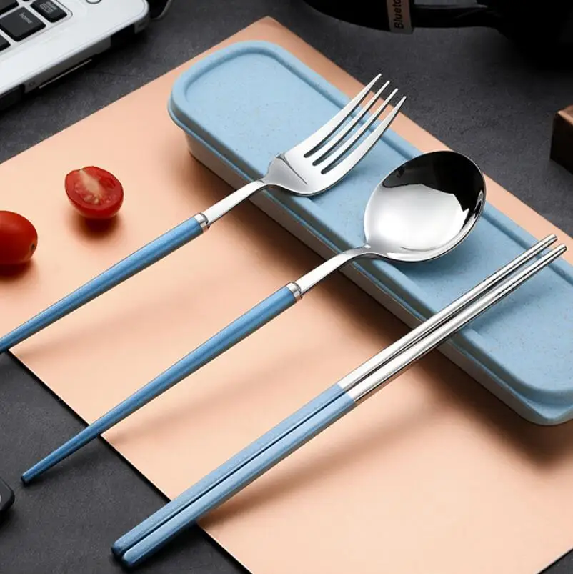 304 нержавеющая сталь Палочки для еды набор ложек вилка креативная портативная Корейская посуда для взрослых студентов набор столовых приборов для улицы - Цвет: Blue 3pcs