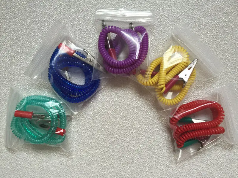 

5pcs Mixed Plastic Dental Bib Clips Flexible Napkin Holder