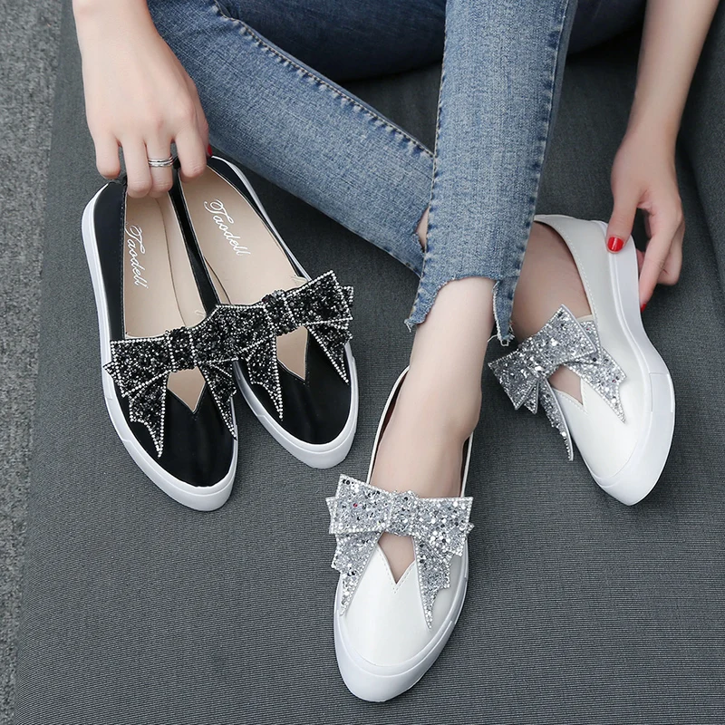 

Kjstyrka 2018 Autumn Women Loafers Crystal Bowtie Black White Leather Slip On Flat Shoes Ladies Flats Espadrilles Shoes