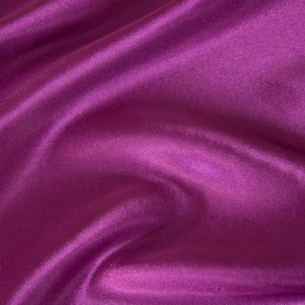 round-satin-tablecloth-purple-wine-28
