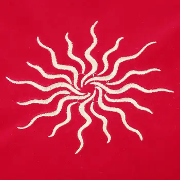 

80x80cm Velvet Tarot Tablecloth Altar Wicca Pentacle Sun Embroidery Board Entertainment Supplies Table Games