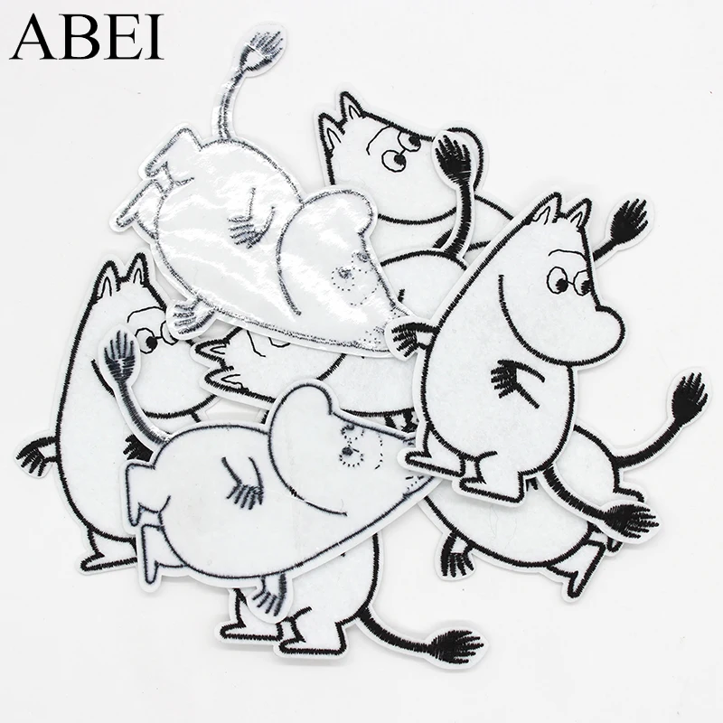 10pcs/lot Embroidered Hippo iron on patches Cartoon Animal patches for clothes DIY Jean Coat Sweater Garment Fabric Stickers 10pcs/lot Embroidered Hippo iron on patches Cartoon Animal patches for clothes DIY Jean Coat Sweater Garment Fabric Stickers