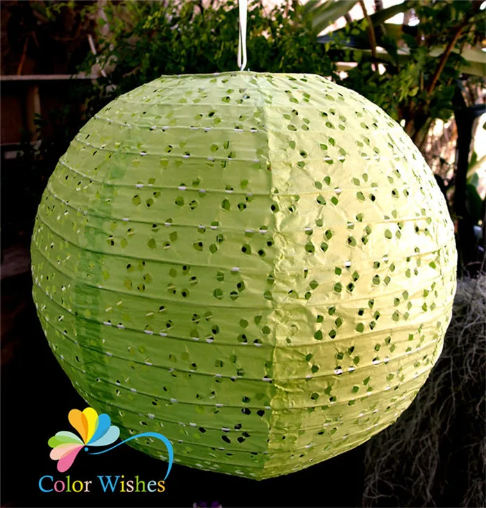 round-eyelet-paper-lantern-light-lime-4