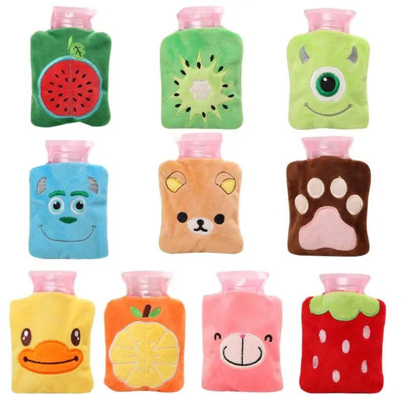 

10x15cm Mini Winter Handy PVC Water-Filled Type Hand Warmer Cartoon Monster Fruit Printed Plush Cover Hot Water Bag Bottle Porta