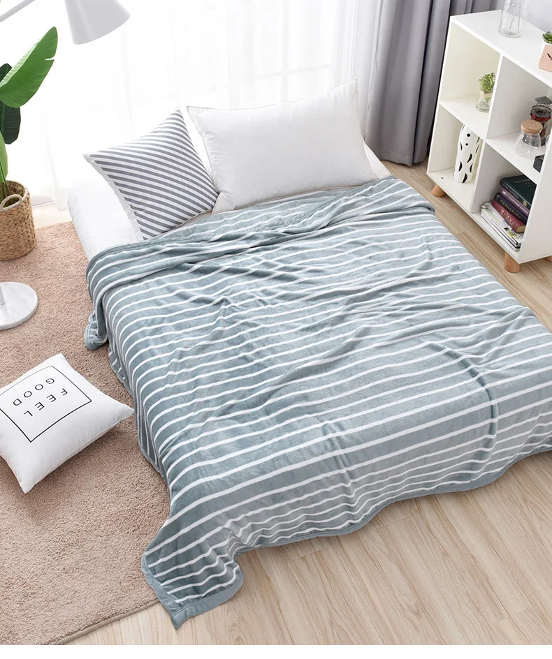 Top Quality Striped Fleece Throw Blanket Manta Soft Bedspreads Cobertor