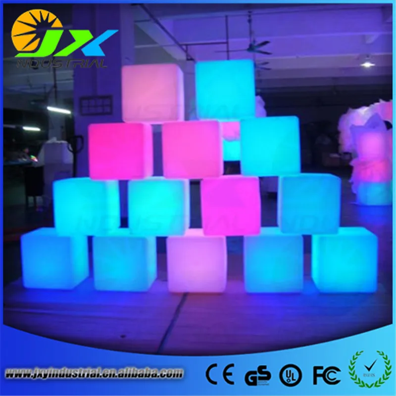 

Free shipping 25*25*25cm rechargeable Wireless remote led inductive charging cube Chair