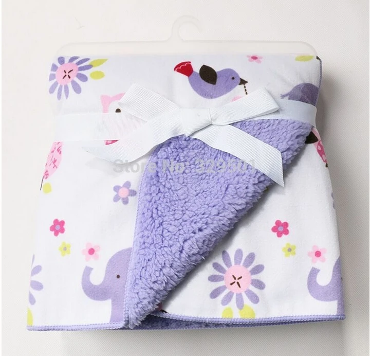 manta con muñeco para bebe