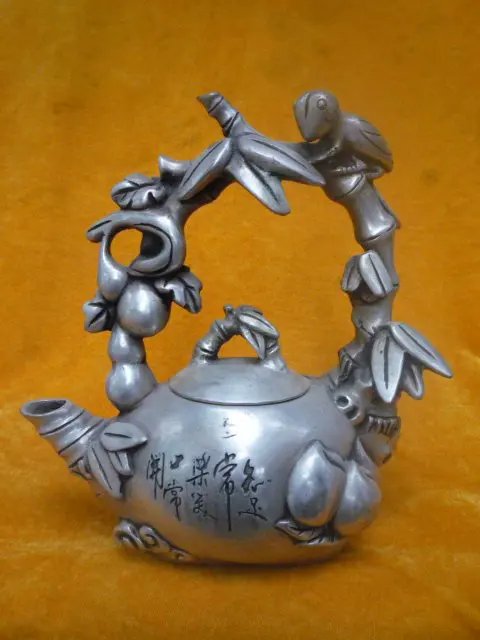 

elegant! rare old Qing Dynasty silver teapot,carving Bamboo form, with mark,free shipping