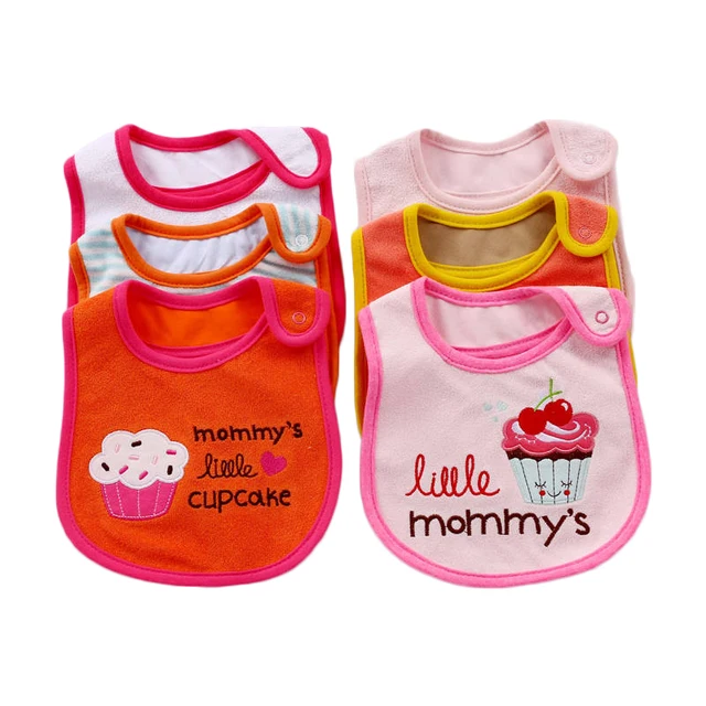 Cute Baby Bibs Cartoon Crown Cake Star Pattern Infant Scarf Baby Feeding Bibs Waterproof bib 2018 New Style Baby Things