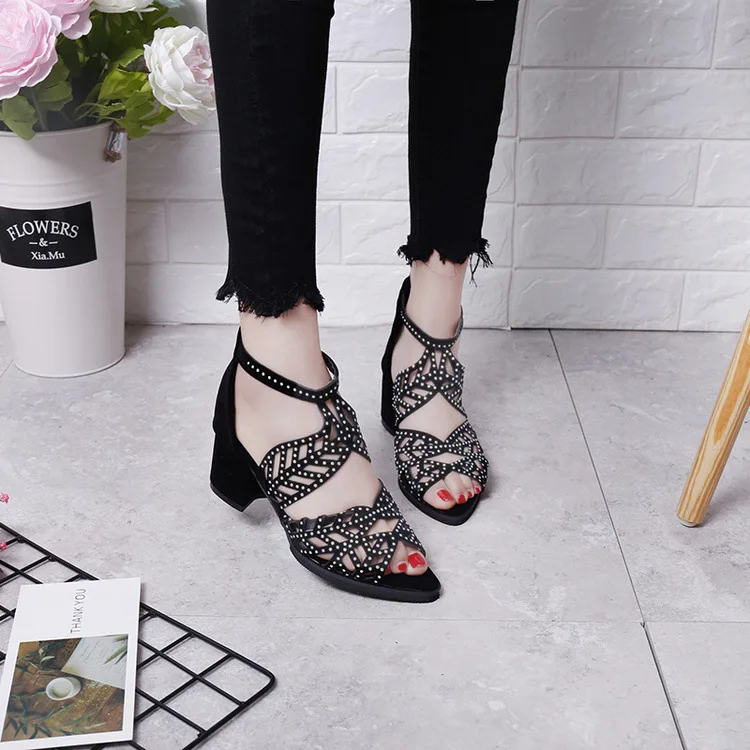 

Rhinestone Mouth Sandals Coarse Sandals Women's Shoes Goods