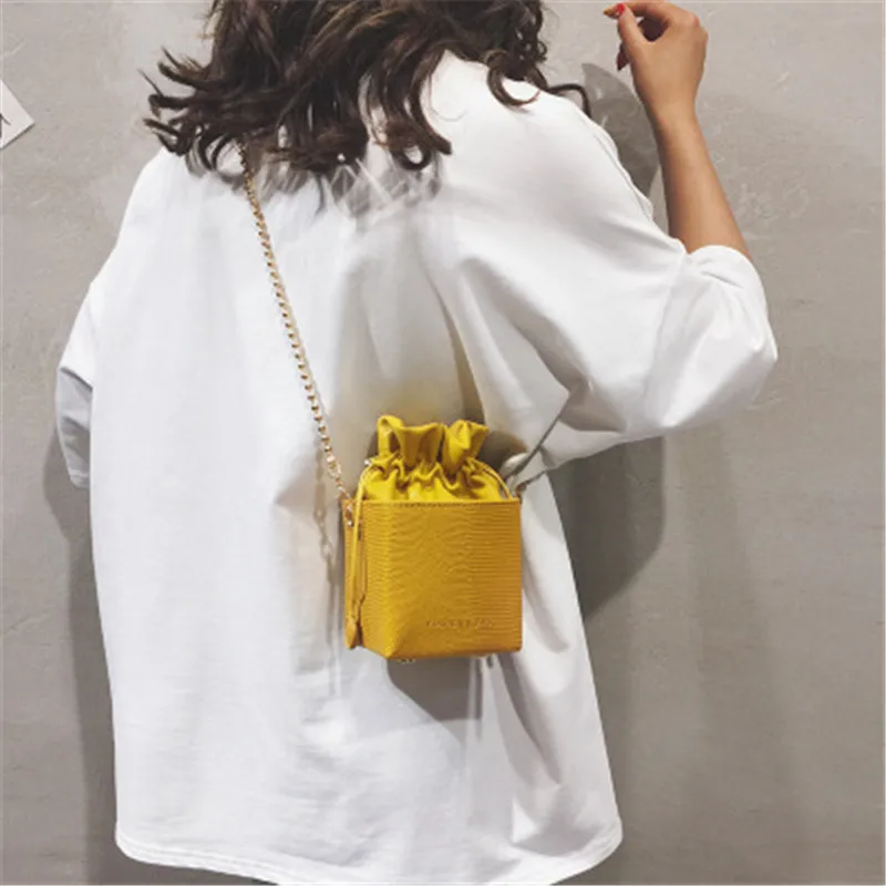 

2019 New Tide Solid Color PU Material Small Kettle Bag Portable Bucket Bag Casual Wild Single Shoulder Messenger Bag J3