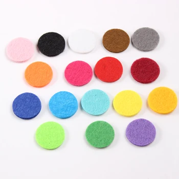 

200Pcs 2017 New Colorful Aromatherapy Felt Pads for 30mm Essential Oil Diffusing Perfume Locket Pendant Floating Locket Jewerly