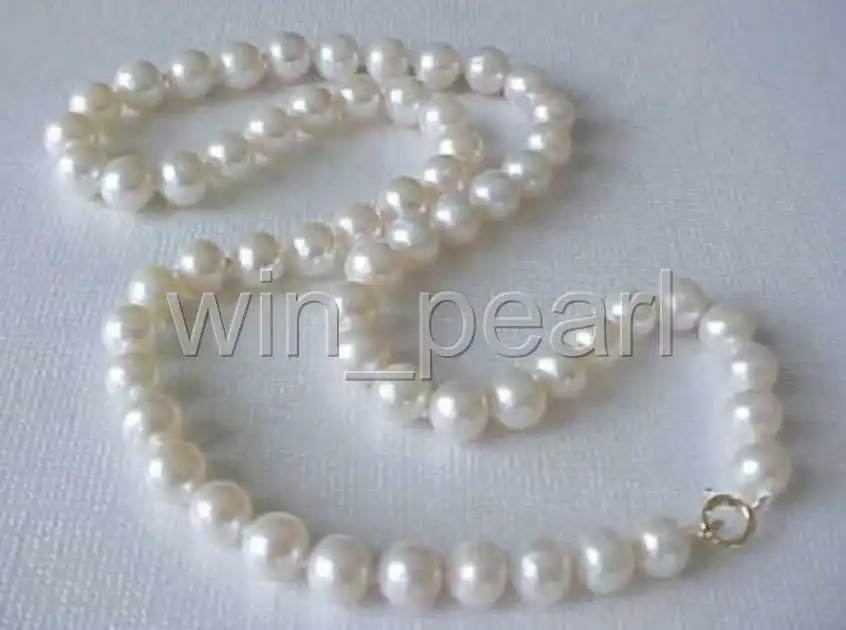 

17.5" 7-8MM AAA GENUINE WHITE FRESHWATER PEARL NECKLACE