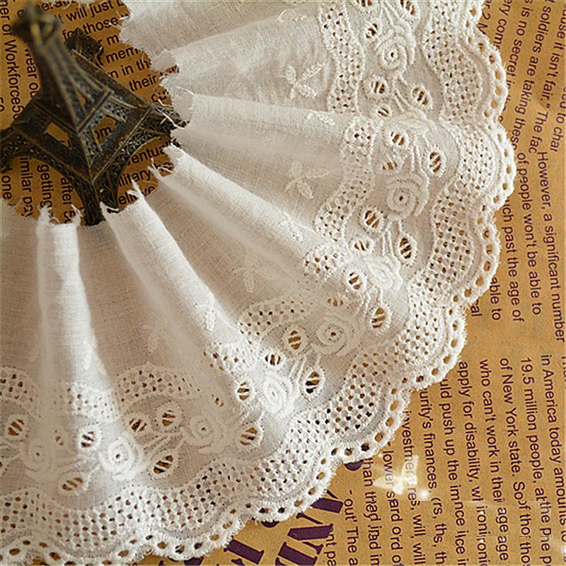 

100% Cotton Lace Fabrics Eyelet Embroidery Applique Lace Flower Trims 8.5cm