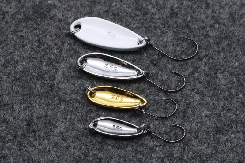 1.5g 2.5g 3.5g 5g Spoon Fishing Lure Metal Jigging Lure Baits Hard Fishing Tackle Crankbait Jig Swimbait 3 Colors Optional