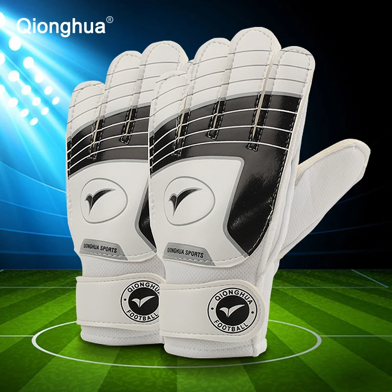 

3 4 5 6 7 Kids Soccer goalkeeper gloves for kids Football latex goalie gloves Children Various Size professional sports gloves