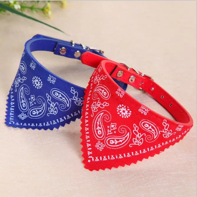 

Dog Triangle Scarf Collar Pet Scarf Saliva Towel Bib Pet Neckerchief Dog's Accessorie Cute