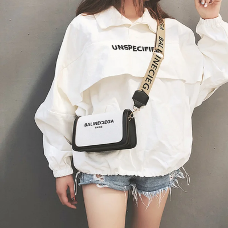 

2019 spring and autumn new personality trend wild mini broadband diagonal small black bag