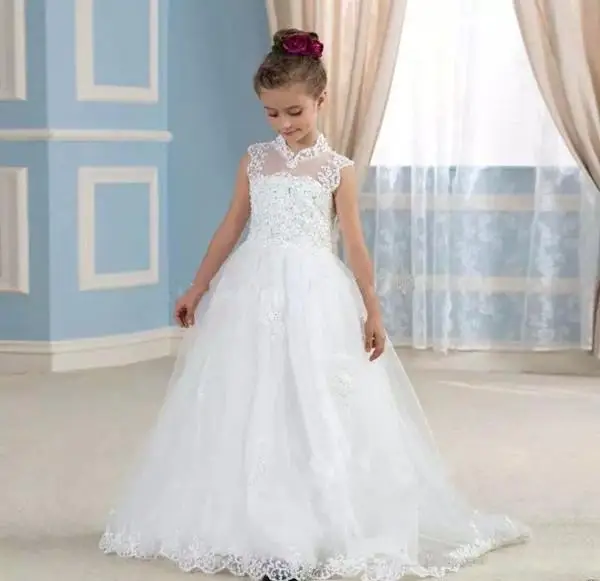 

2018 Flower Girl Dresses A Line White Ivory Girls Pageant Dresses With Lace Applique For Wedding Communion Gown