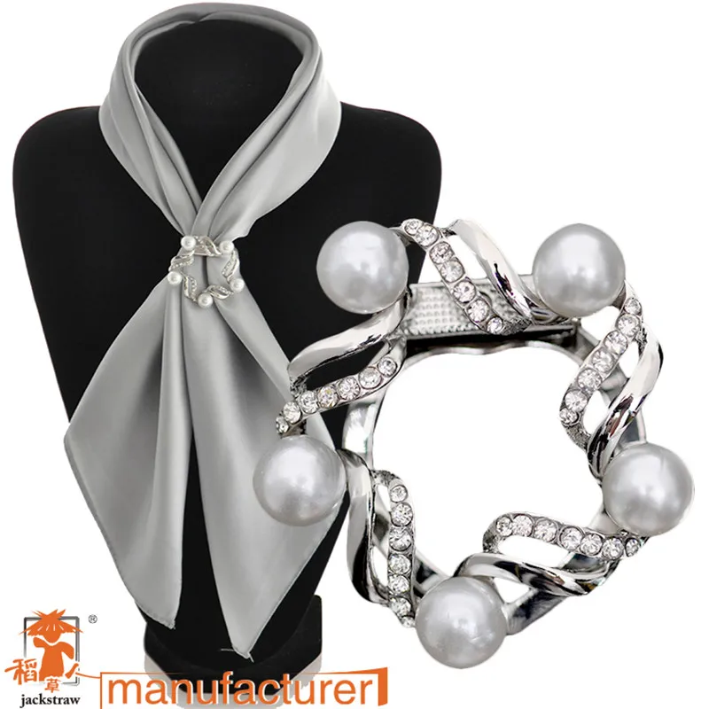 

Hot selling!New fashion wholesale cheap brooch rhinestone pearl brooch gold flower brooch dual purpose scarf clip for women
