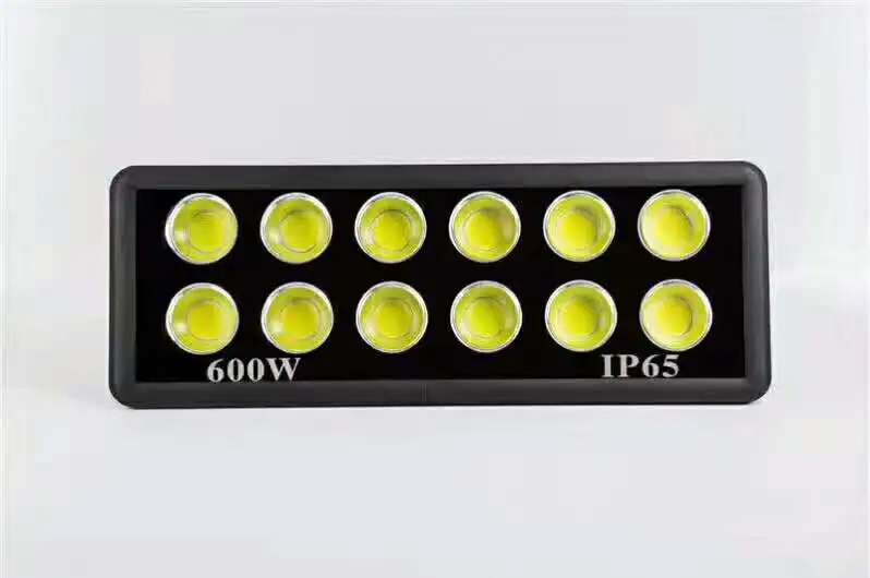 The new Super Bright LED COB AC85-265V LED floodlights 100W/150W/200W/250W/300W/400W/500w/600wCOB LED Spotlight Outdoor Lighting The new Super Bright LED COB AC85-265V LED floodlights 100W/150W/200W/250W/300W/400W/500w/600wCOB LED Spotlight Outdoor Lighting