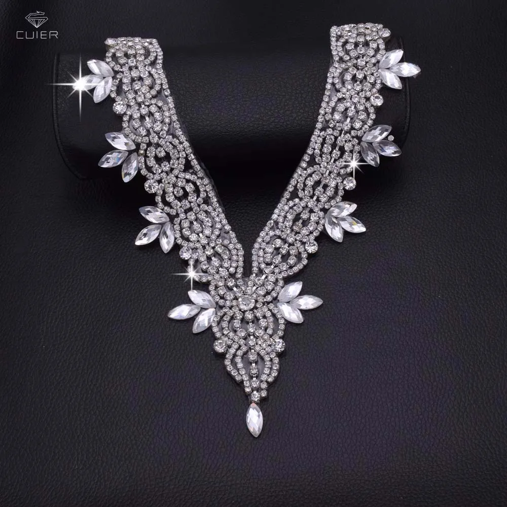 Wholesale 10pcs Glass V Neck Iron on Neckline Rhinestone Appliques for