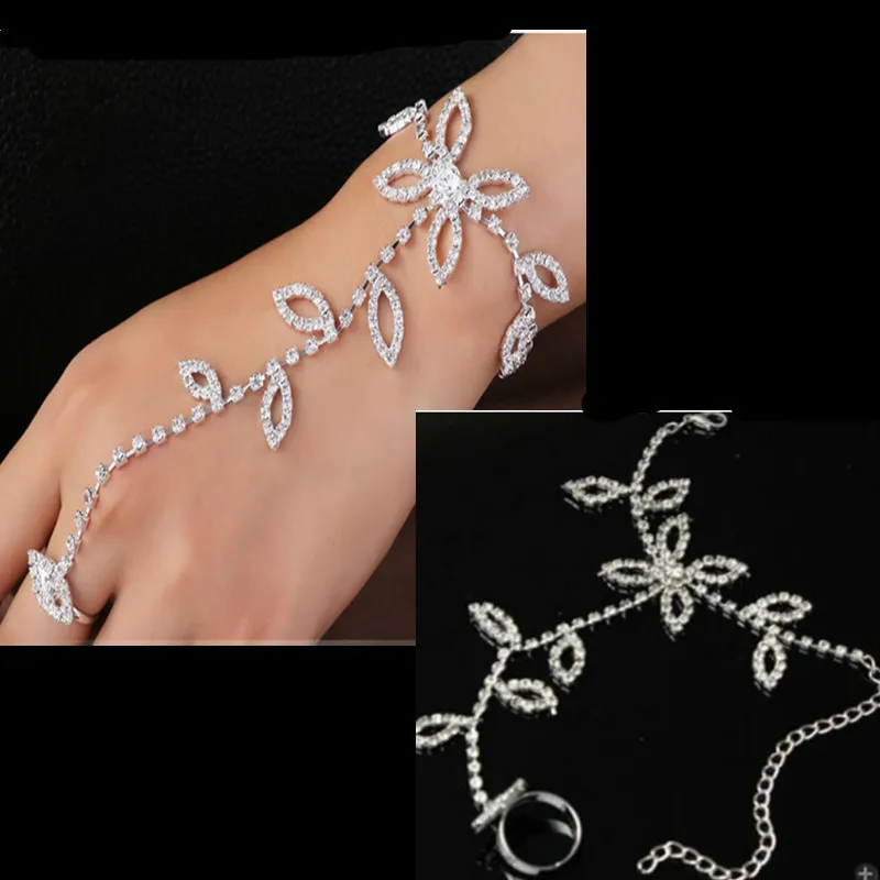 

America and Europe pop atmospheric leaves shape fashion temperament lady bracelet